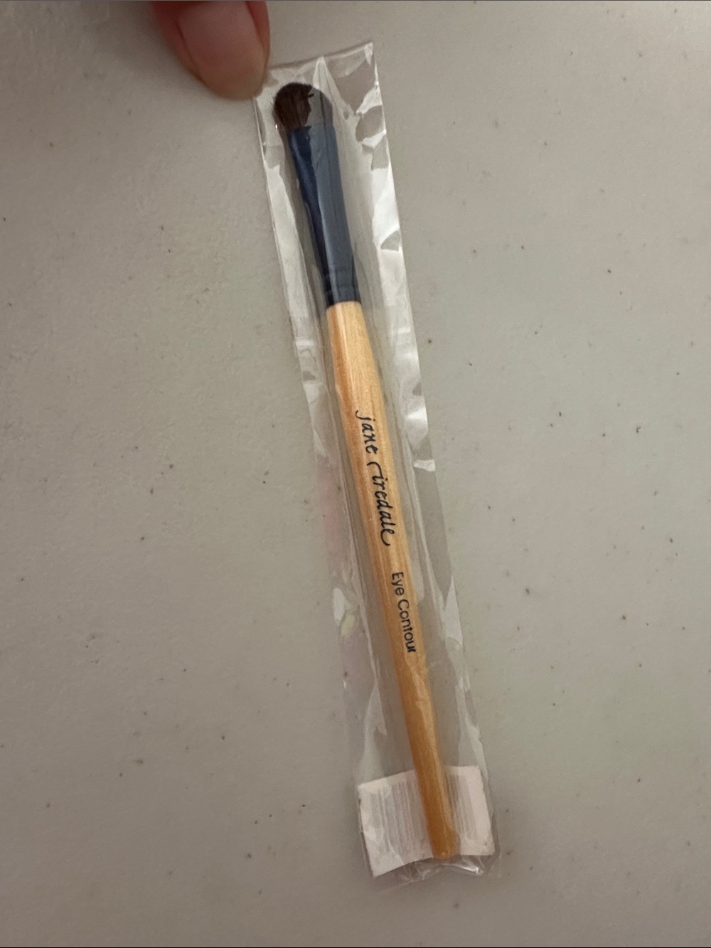 Jane Airedale Eye Contour Brush - Tan Handle, Black Ferrule, Brown Brush Head